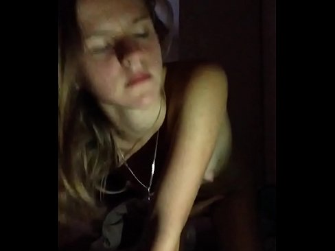 ❤️ Qiz onanizm bilan shug'ullanadi ❌ Anal videoda bizda